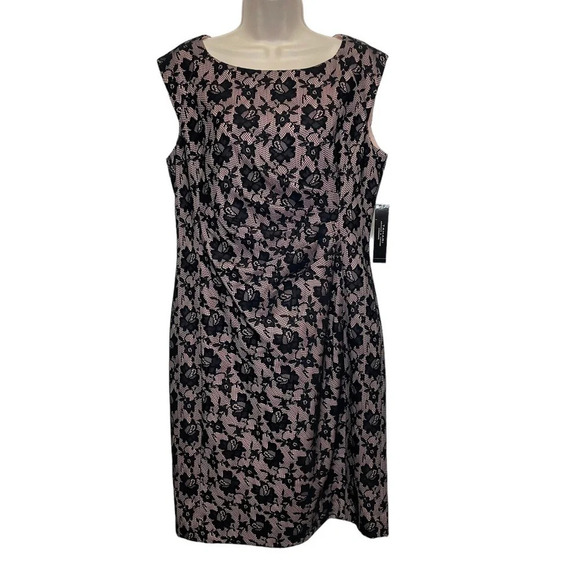 Tahari Dresses & Skirts - Tahari floral lace mother of bride dress pink and black ruched modest
